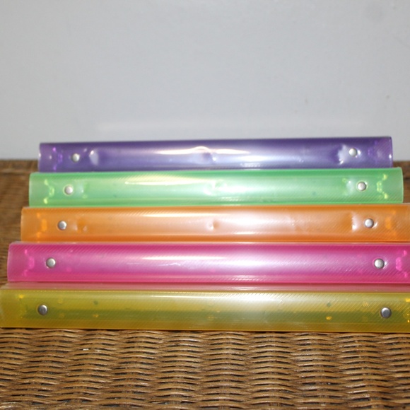 Multi-colored Plastic 3-ring binder Designed with two-pocket folders. Set of 5 - Picture 1 of 12